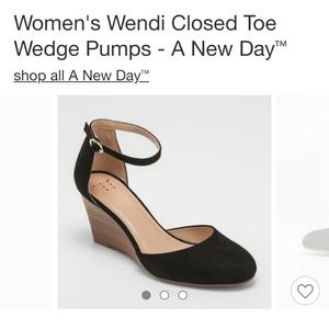 A new day black wedges